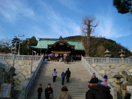 石清尾八幡神社