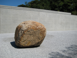  瀬戸内国際芸術祭2010in直島｜Lee Ufan Museum