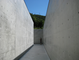  瀬戸内国際芸術祭2010in直島｜Lee Ufan Museum