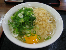 かすが町うどん｜かけ(2玉)＋生卵